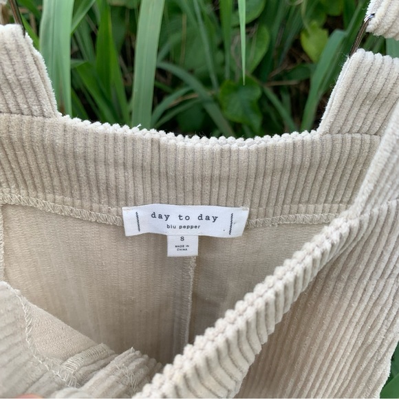 CORDUROY BEIGE OVERALLS - Picture 2 of 4